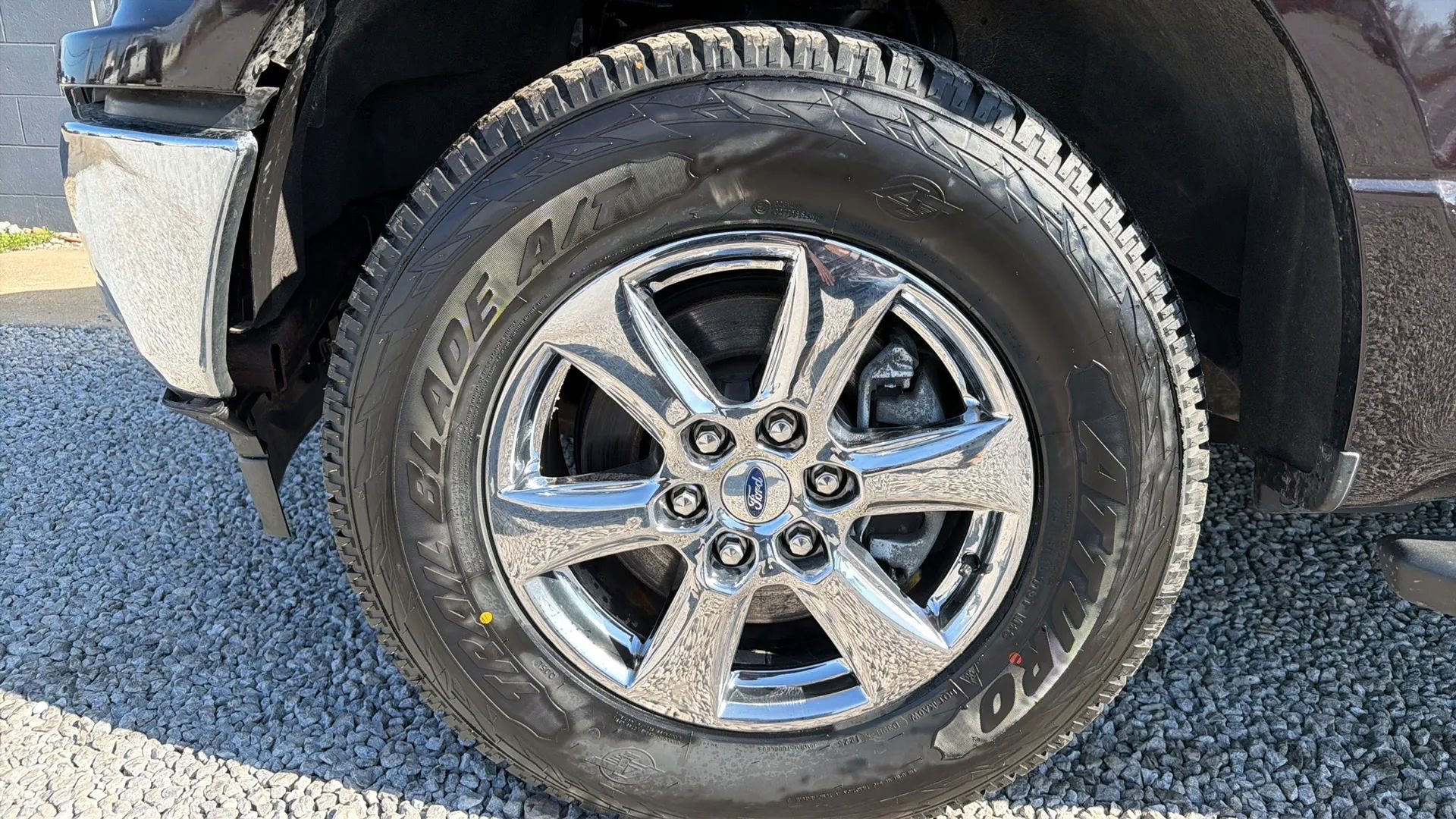 Used 2019 Ford F150 XLT w/ Equipment Group 302A Luxury AWD/4WD image 11