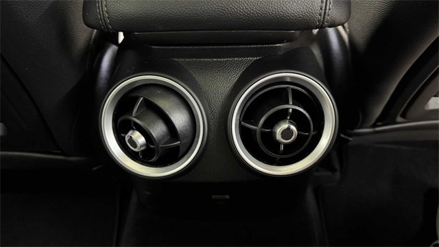 Used 2019 Alfa Romeo Giulia w/ Quick Order Package 22K Sport image 17