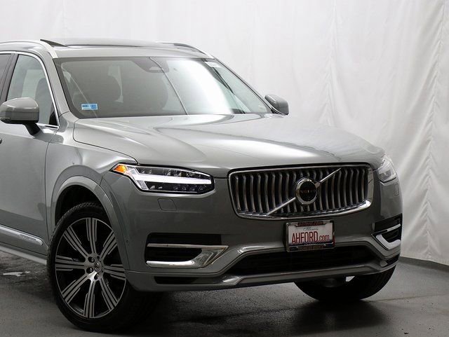Used 2024 Volvo XC90 T8 Ultimate w/ Protection Package Premier video 2