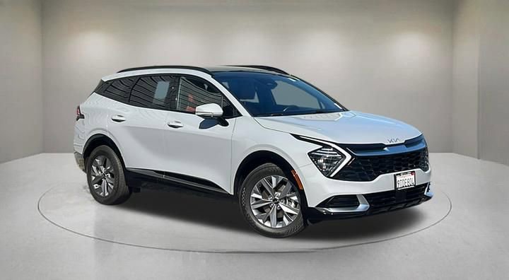 Used 2025 Kia Sportage SX image 1