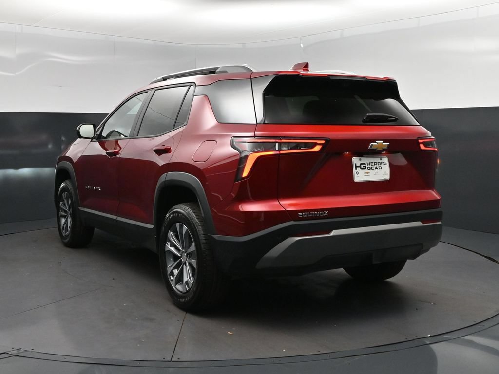 New 2026 Chevrolet Equinox LT w/ Convenience Package II FWD image 5