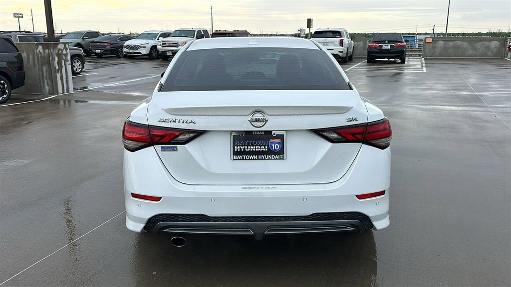 Used 2021 Nissan Sentra SR FWD image 11