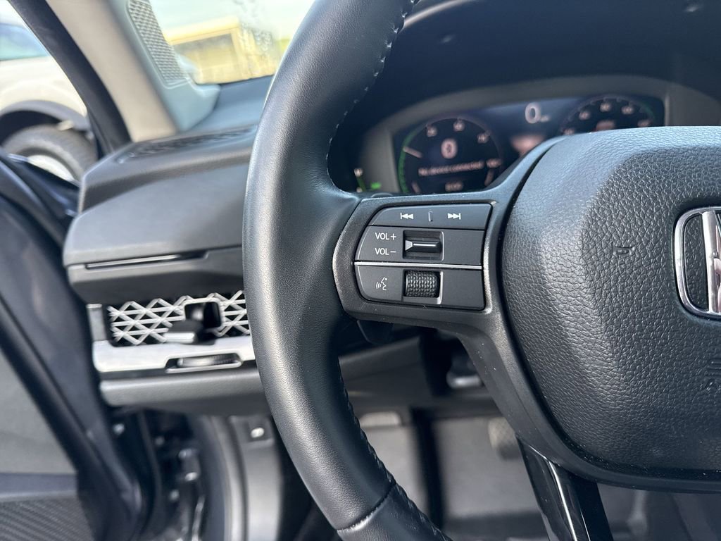 Used 2023 Honda Accord EX-L image 18