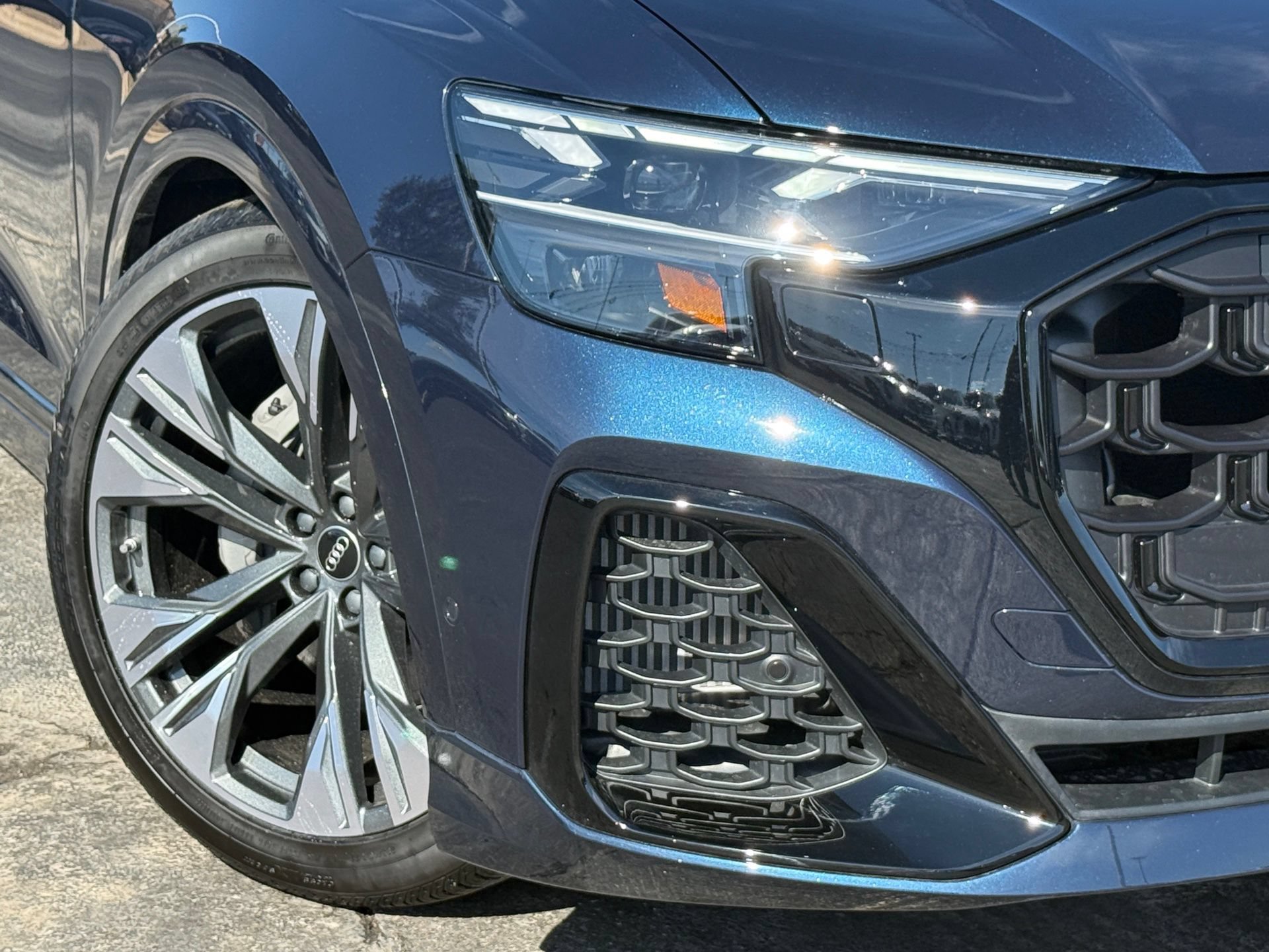 New 2026 Audi Q8 Premium Plus AWD/4WD image 3