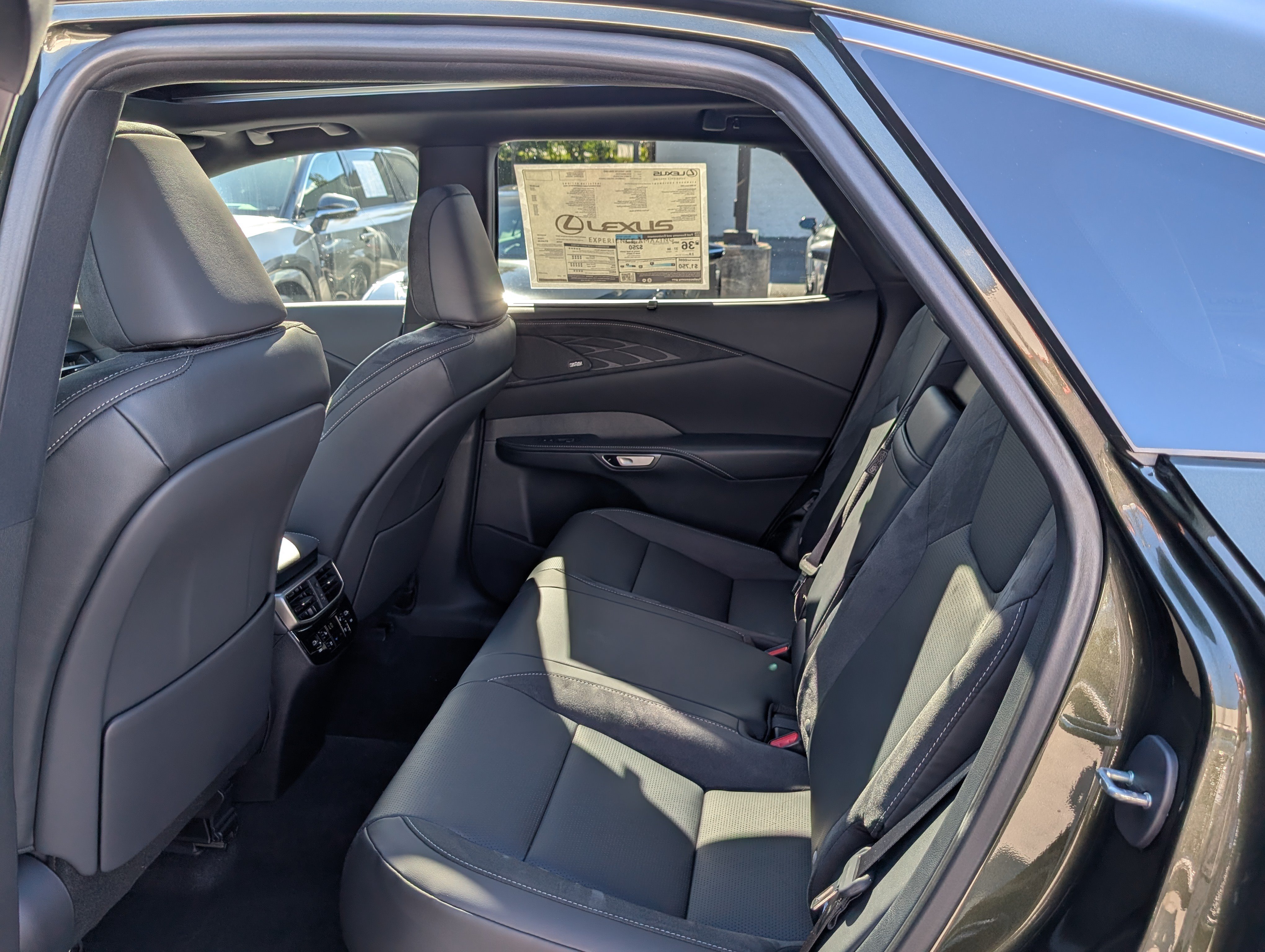 New 2026 Lexus RX 350 w/ Convenience Package AWD/4WD image 11