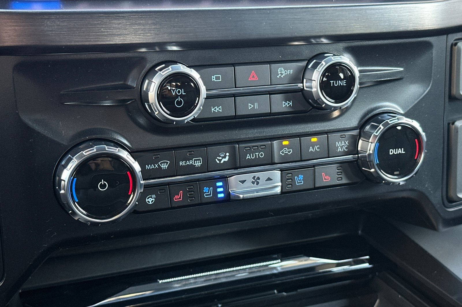 New 2026 Ford F250 Lariat w/ Lariat Premium Package image 19