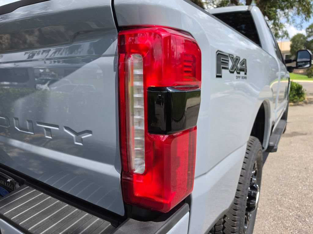 New 2026 Ford F250 Lariat w/ Black Appearance Package AWD/4WD image 15