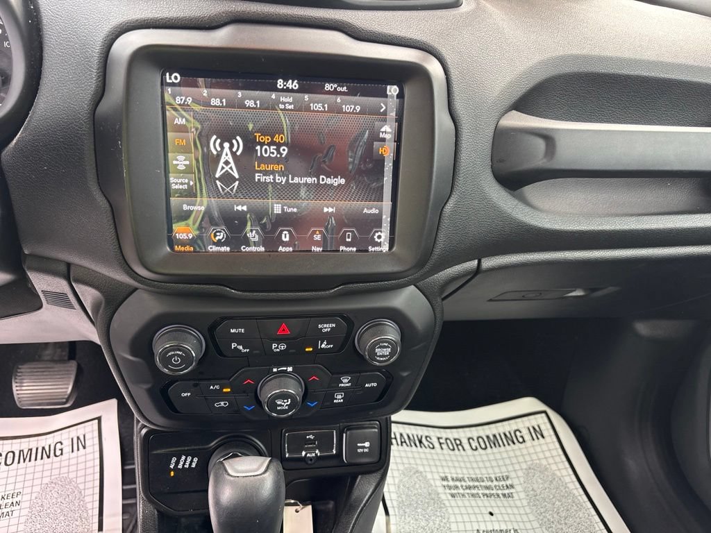 Used 2020 Jeep Renegade Altitude AWD/4WD image 22