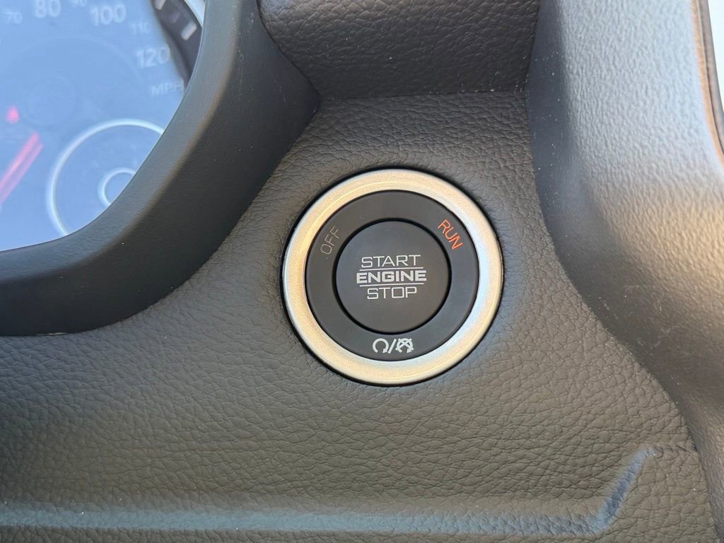 New 2026 RAM 1500 4x4 Crew Cab image 23