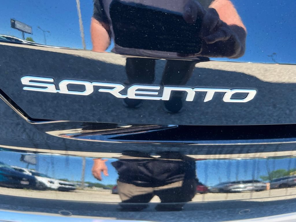 Certified 2023 Kia Sorento EX w/ Panoramic Sunroof Package FWD image 35