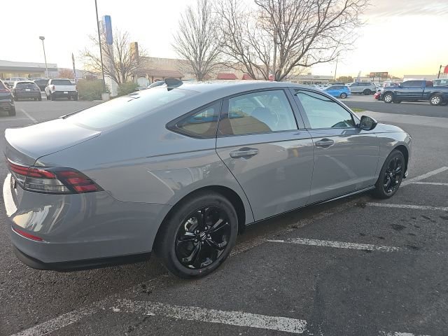 New 2025 Honda Accord SE image 5
