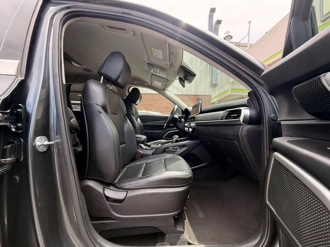 Used 2022 Kia Telluride LX AWD/4WD image 14
