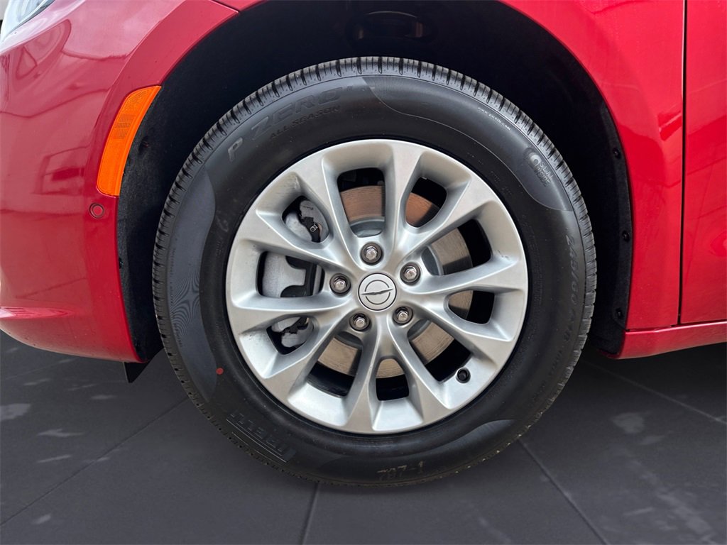 New 2026 Chrysler Pacifica Select image 14