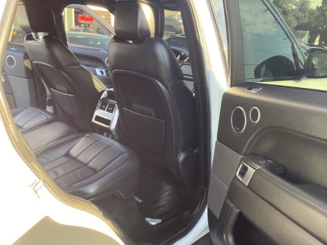 Used 2021 Land Rover Range Rover Sport SE image 7