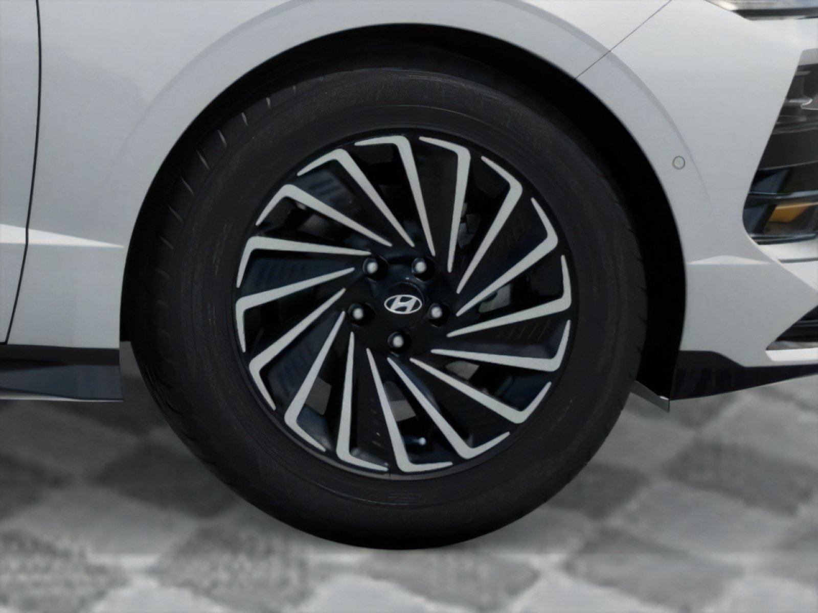 New 2026 Hyundai Sonata Limited FWD image 8