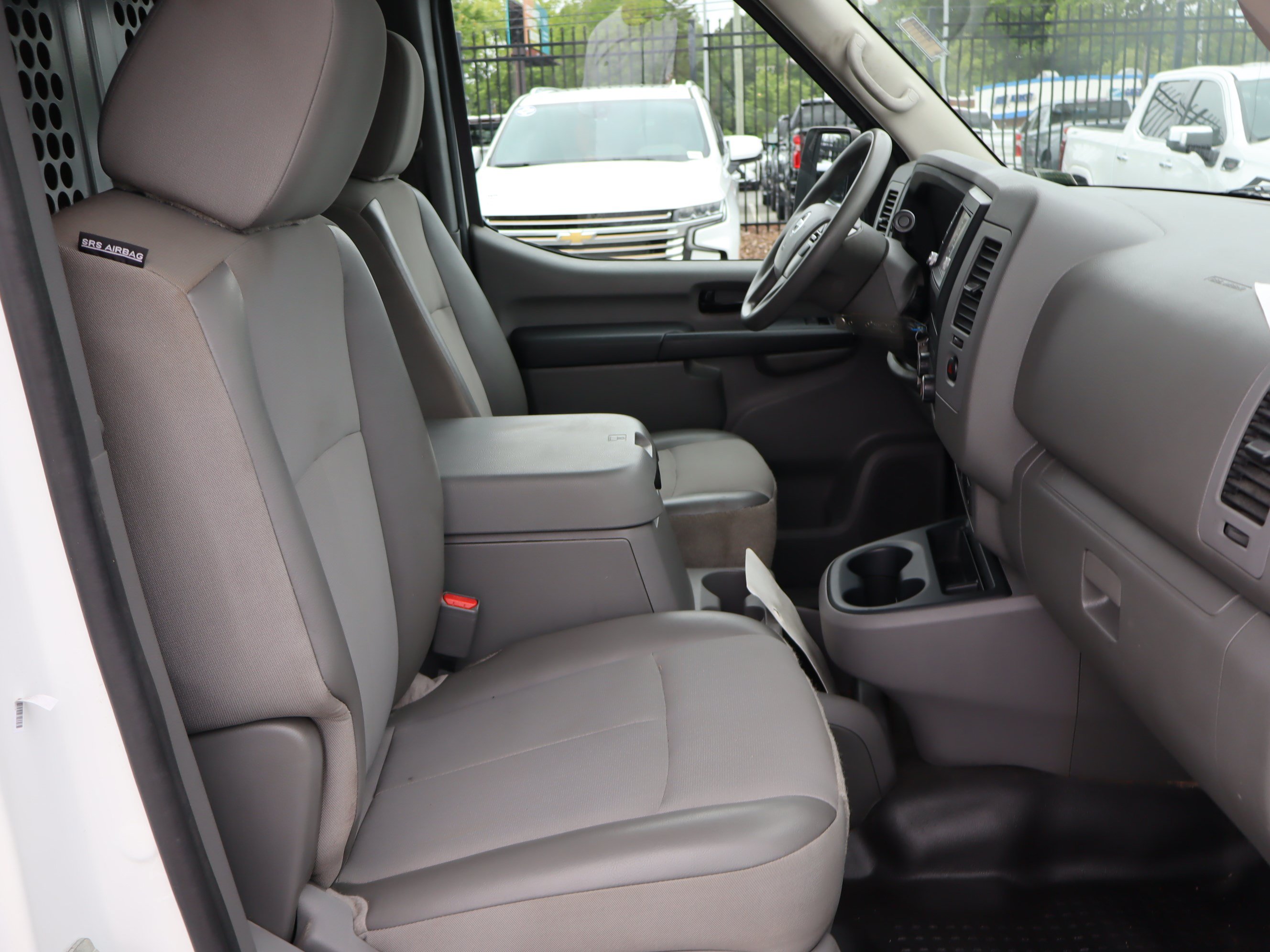 Used 2021 Nissan NV 2500 SV w/ Back Door Glass Package RWD image 35