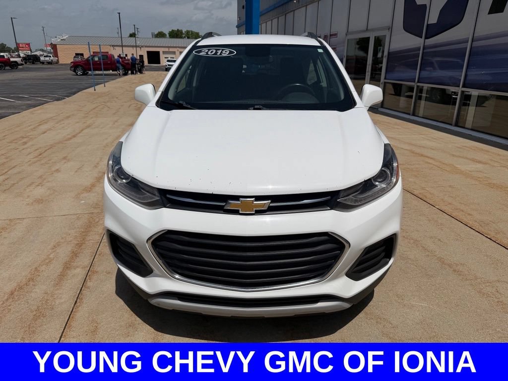 Used 2019 Chevrolet Trax LT w/ LT Convenience Package FWD image 8