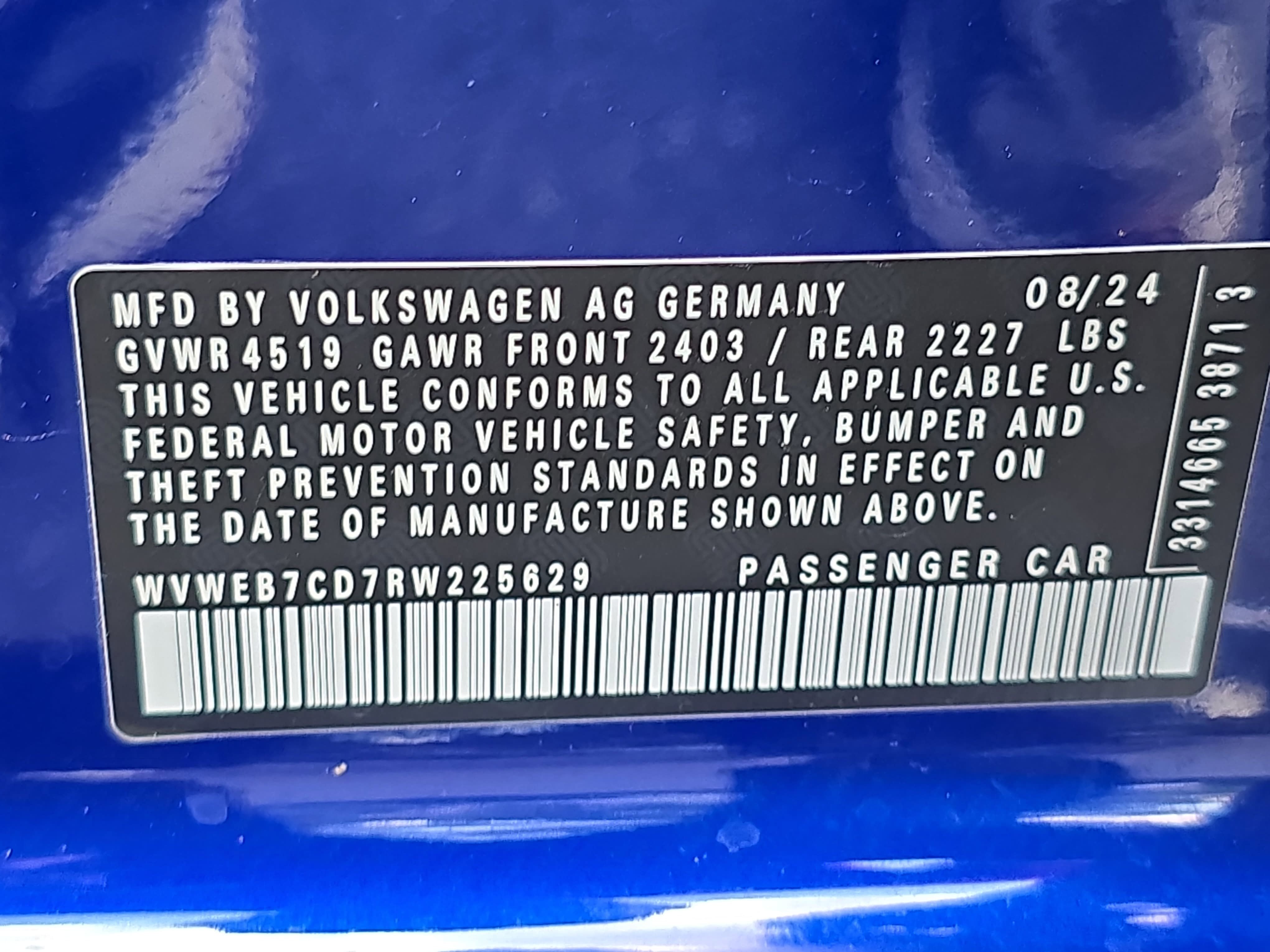 Certified 2024 Volkswagen Golf R AWD/4WD image 35