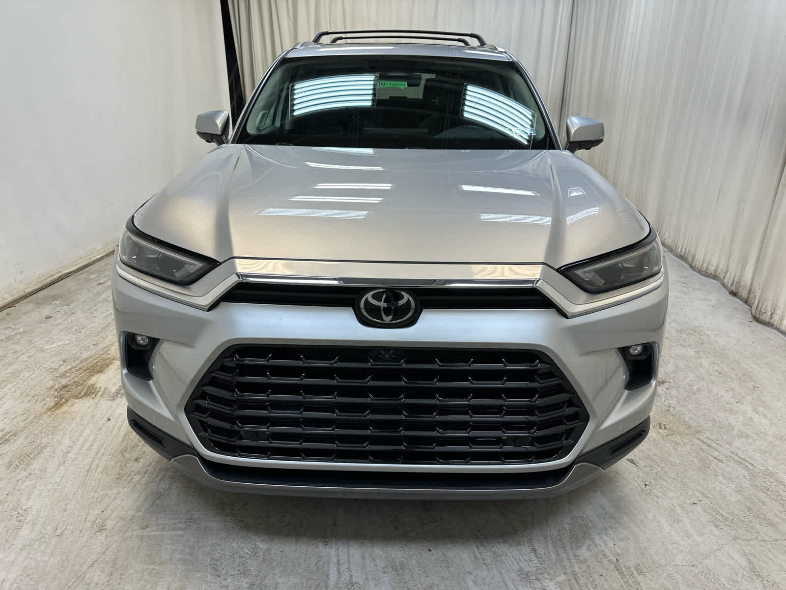 Used 2024 Toyota Grand Highlander Platinum image 8