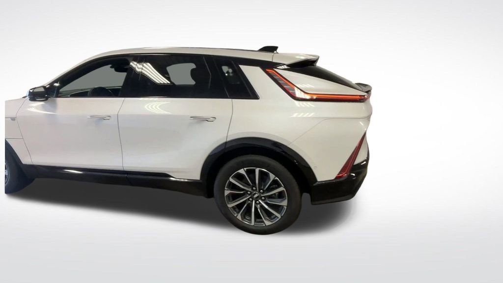New 2025 Cadillac Lyriq Sport image 7