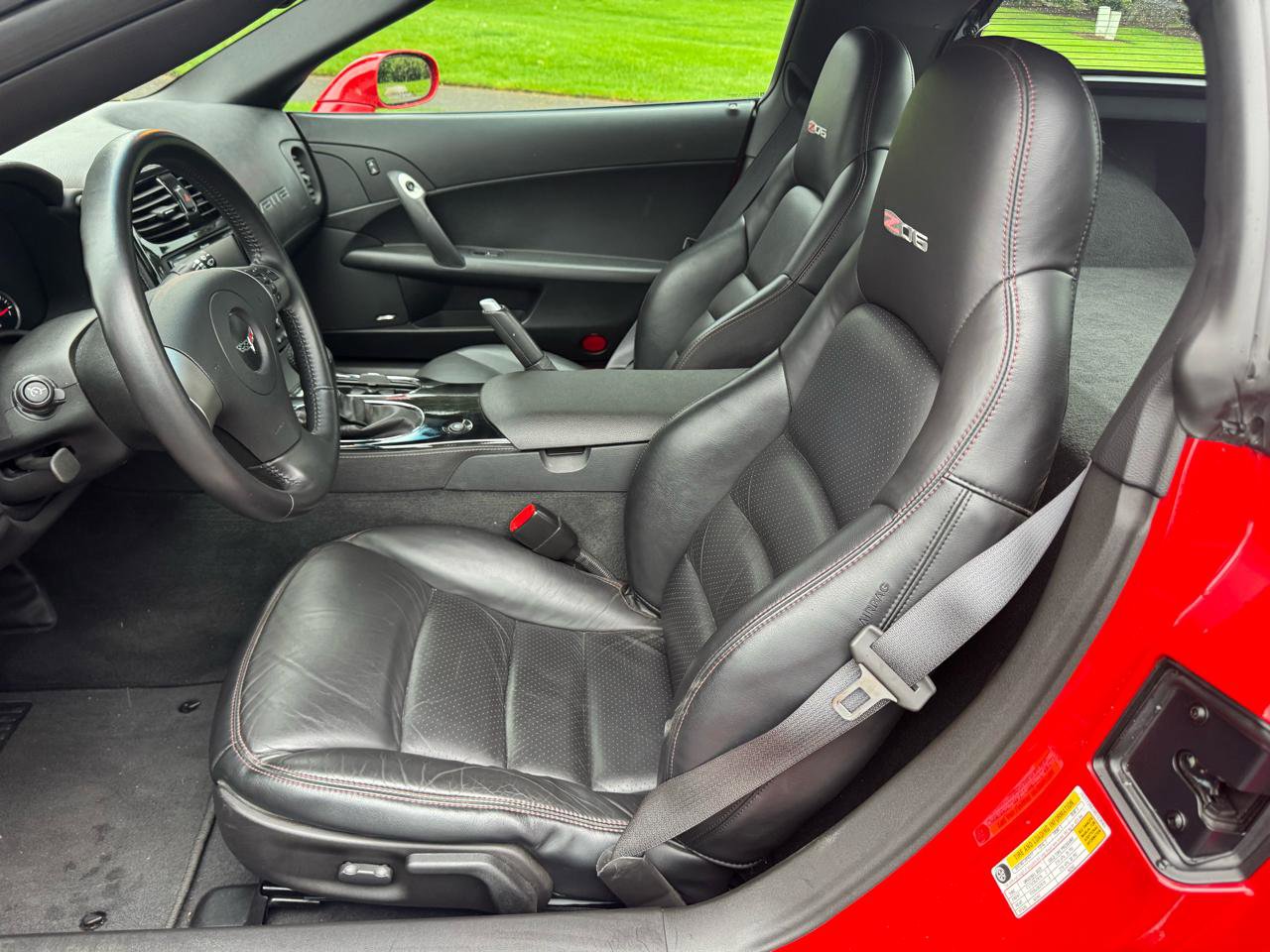 Used 2008 Chevrolet Corvette Z06 w/ Preferred Equipment Group RWD image 11