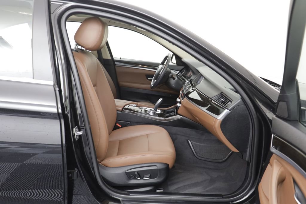 Used 2015 BMW 535i xDrive Sedan AWD/4WD image 19