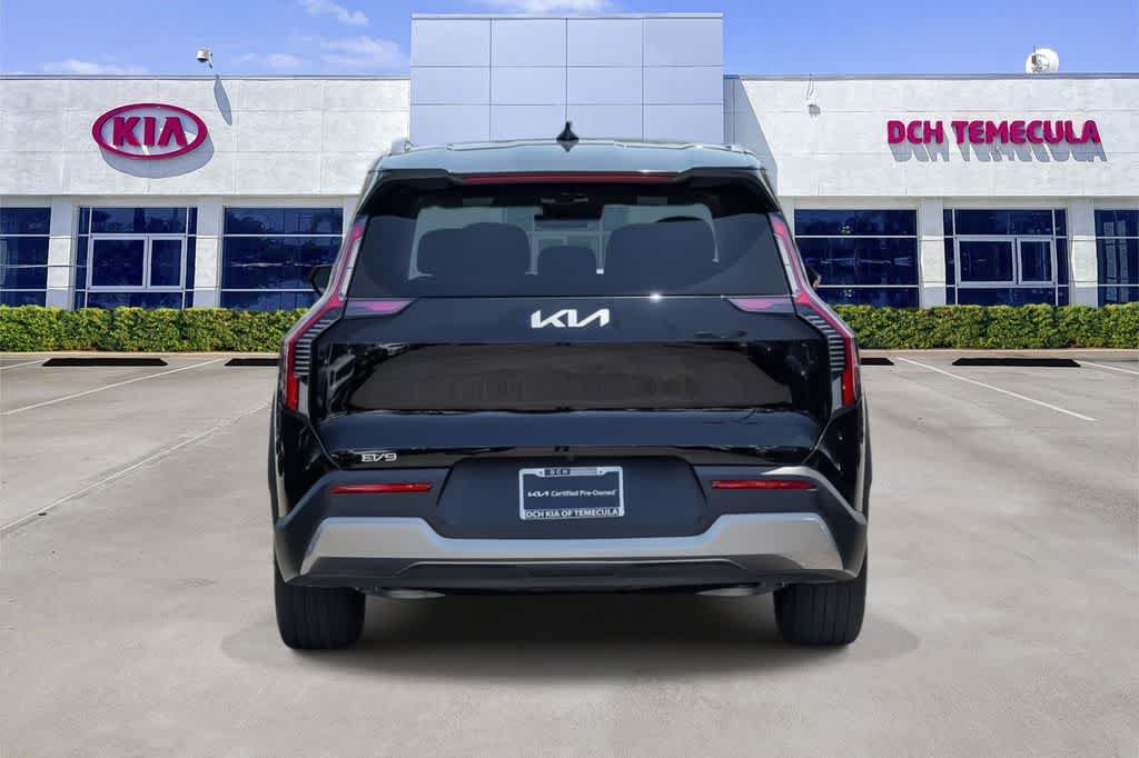 Certified 2024 Kia EV9 Wind AWD/4WD image 5