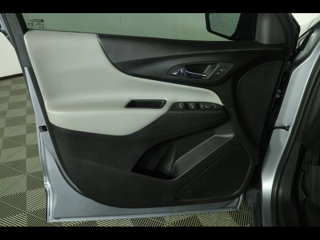 Used 2024 Chevrolet Equinox LS w/ LS Convenience Package image 14