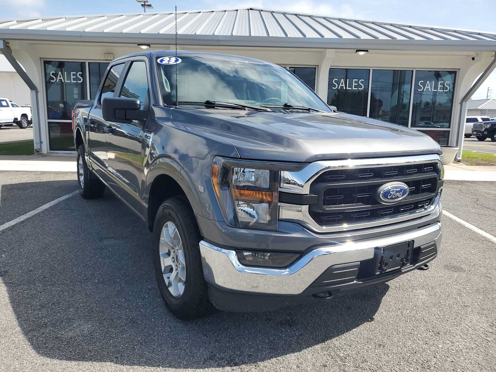 Used 2023 Ford F150 XLT AWD/4WD image 10
