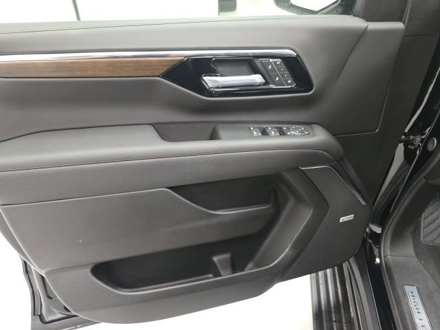 New 2026 Chevrolet Suburban High Country image 20