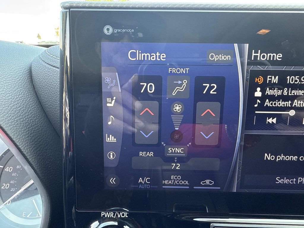 Used 2021 Toyota Highlander Platinum image 32