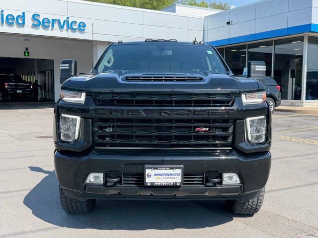 Used 2021 Chevrolet Silverado 2500 LT w/ Midnight Edition AWD/4WD image 3