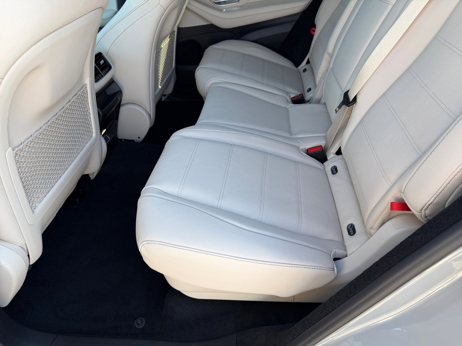 New 2026 Mercedes-Benz GLE 580 4MATIC image 17