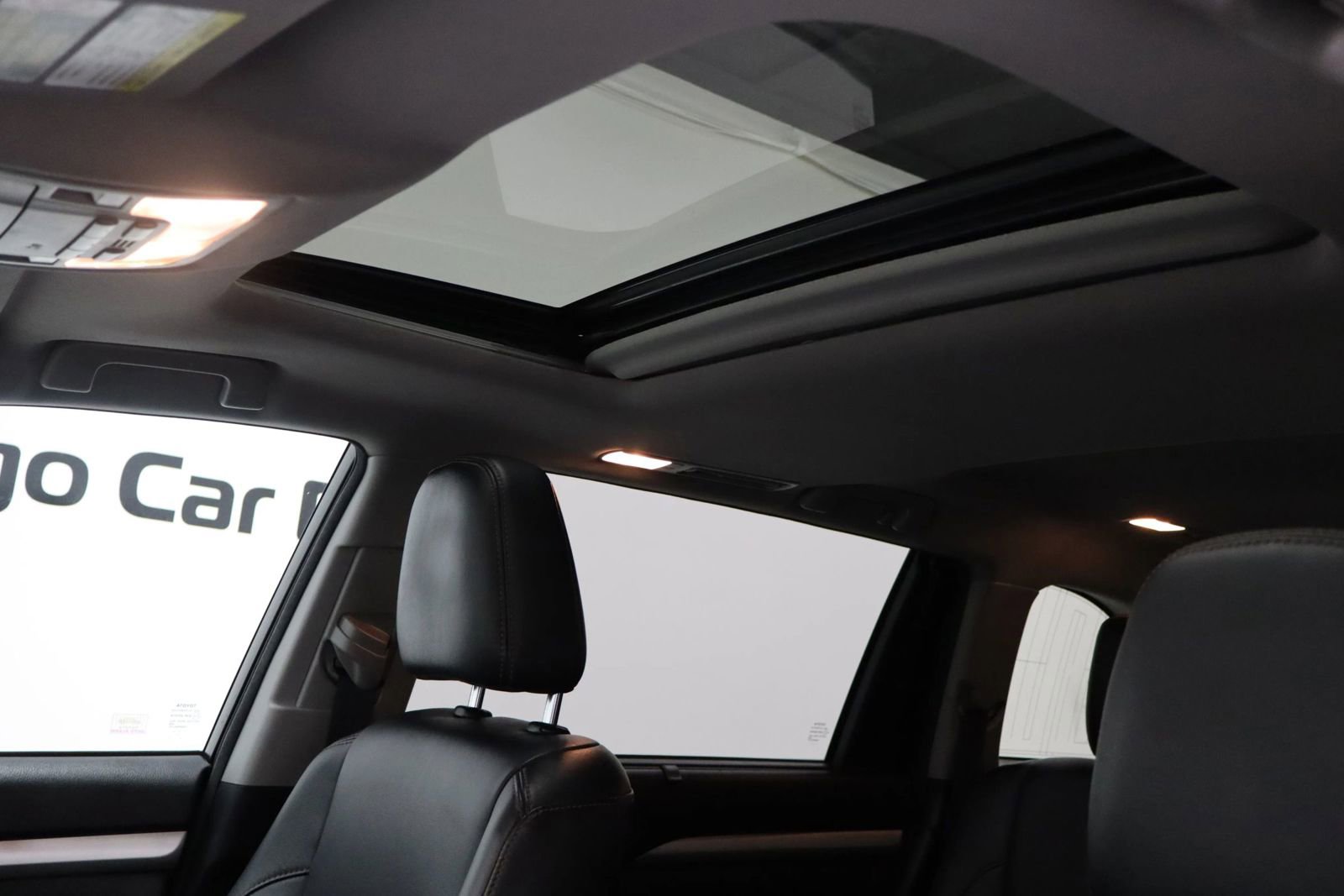 Used 2017 Toyota Highlander XLE image 38