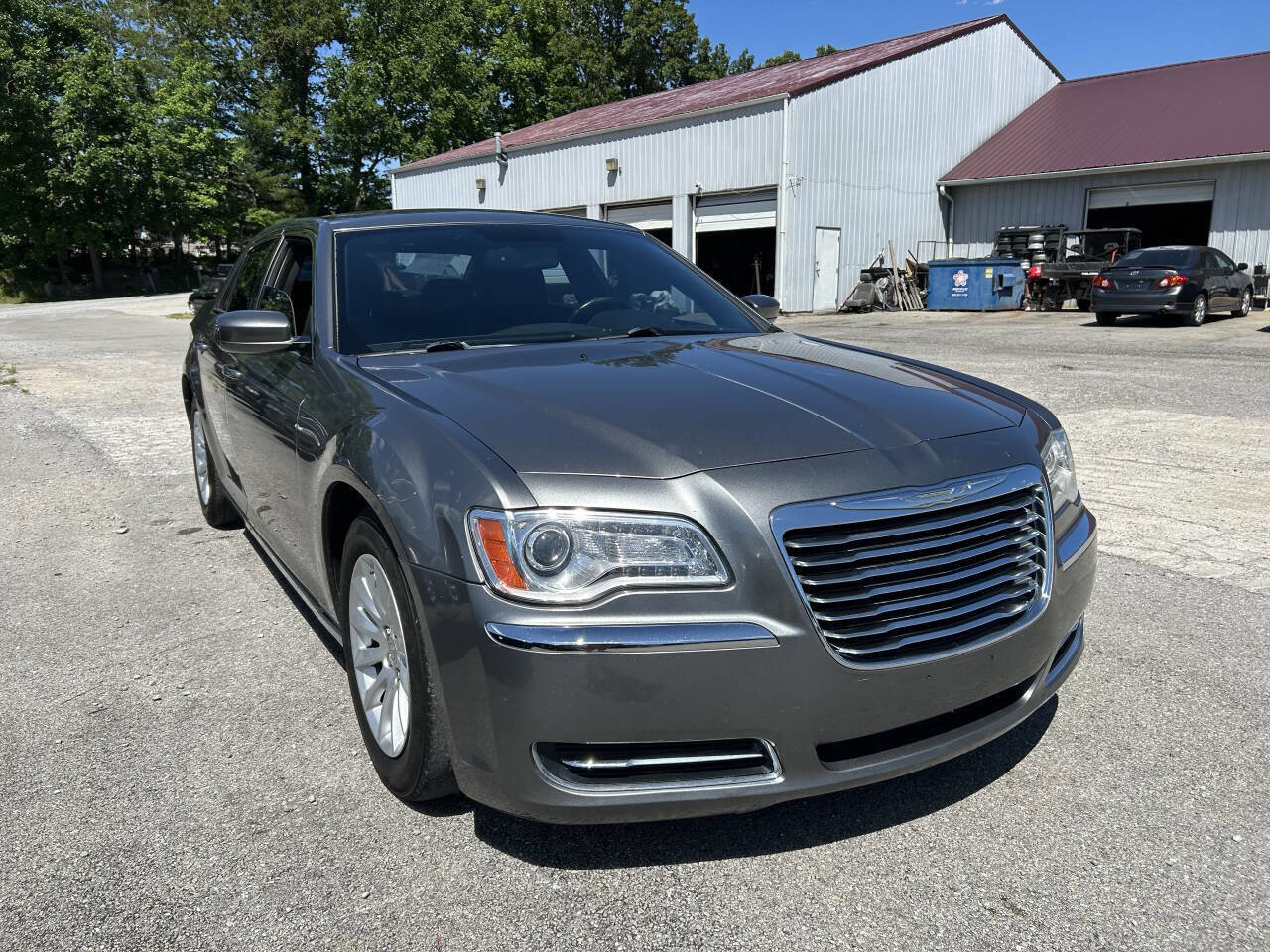 Used 2012 Chrysler 300 image 7