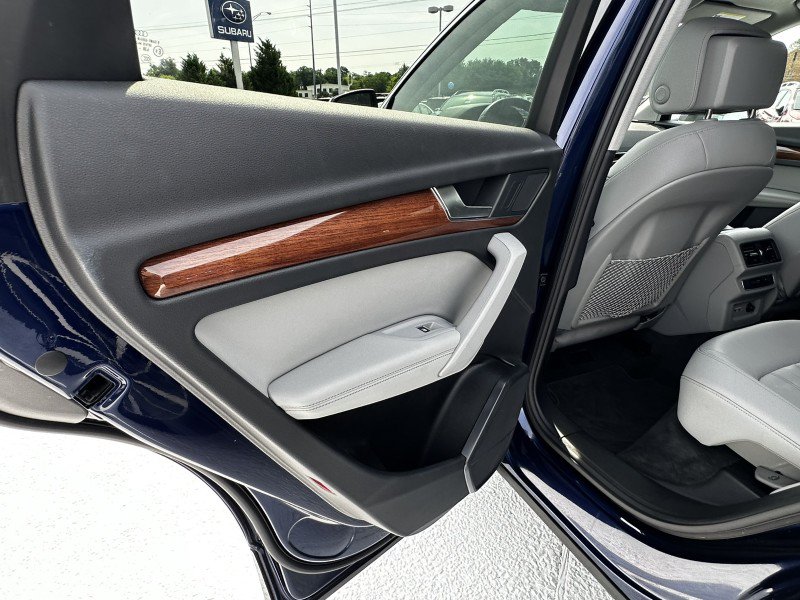 Used 2022 Audi Q5 2.0T Premium Plus AWD/4WD image 15