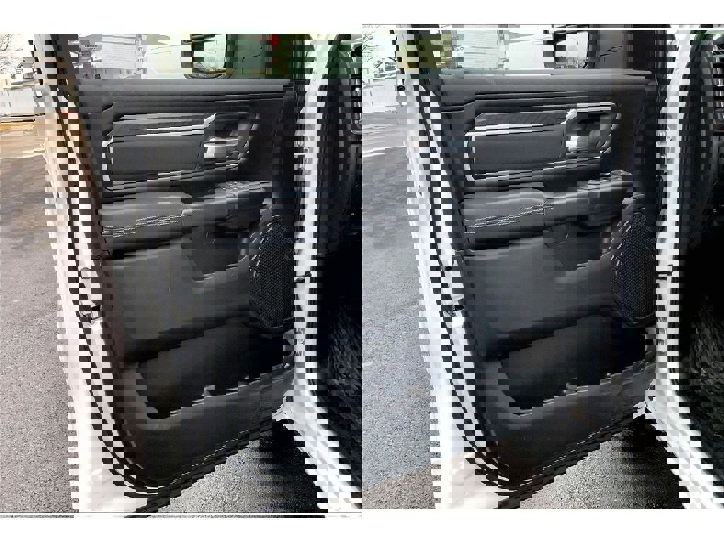 Used 2025 RAM 1500 Big Horn image 24