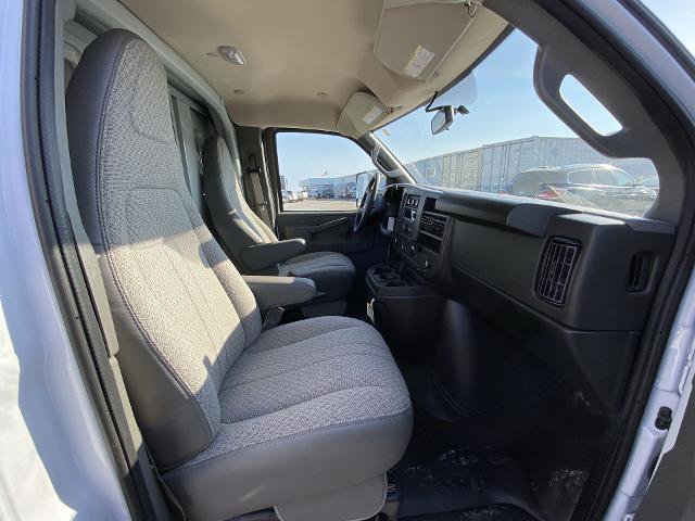 New 2024 Chevrolet Express 3500 w/ Power Convenience Package image 88