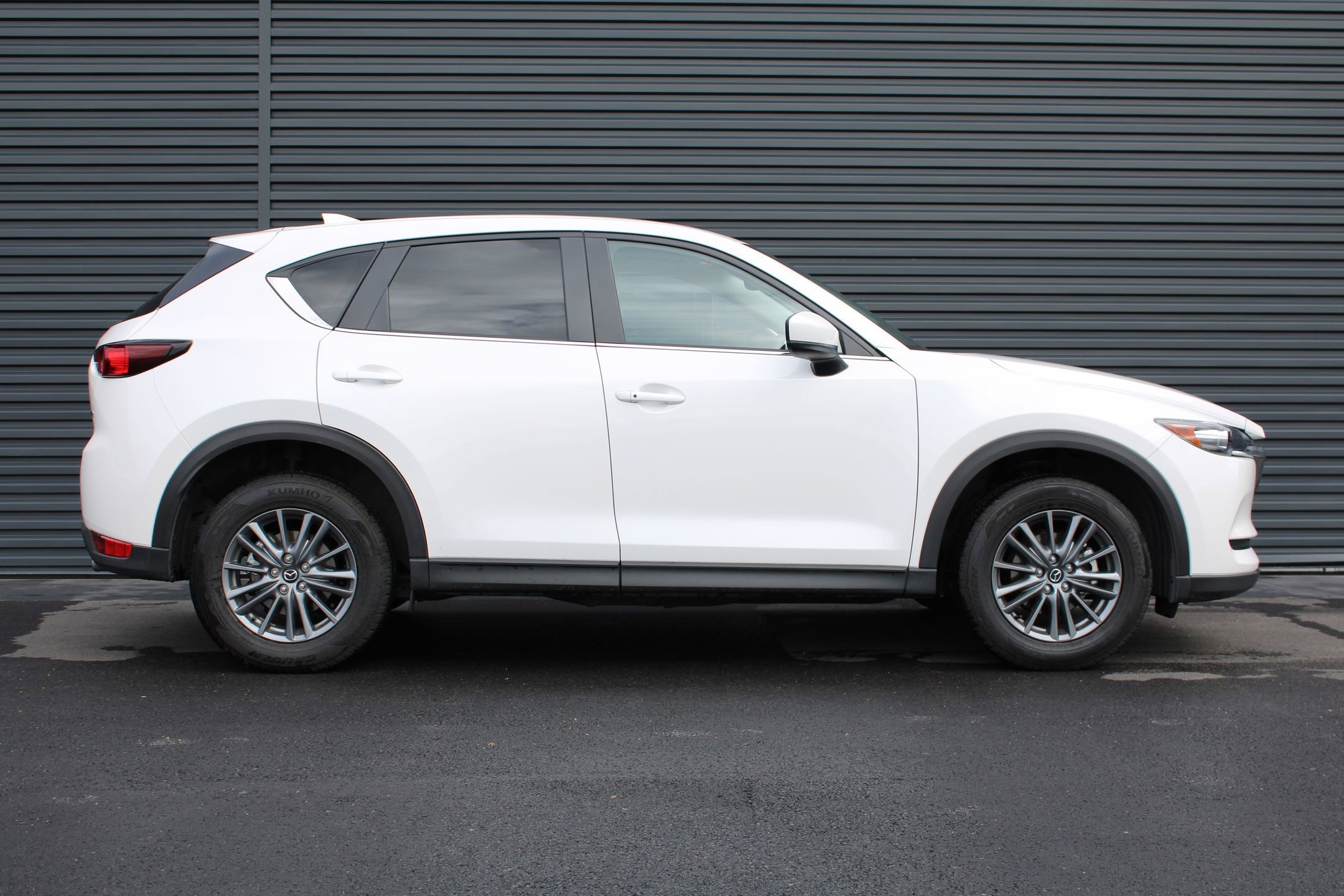 Used 2021 MAZDA CX-5 Touring w/ Touring Preferred SV Package image 4