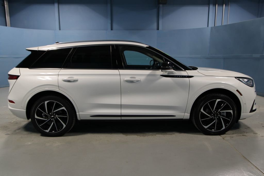 Used 2024 Lincoln Corsair Grand Touring w/ Equipment Group 302A image 39