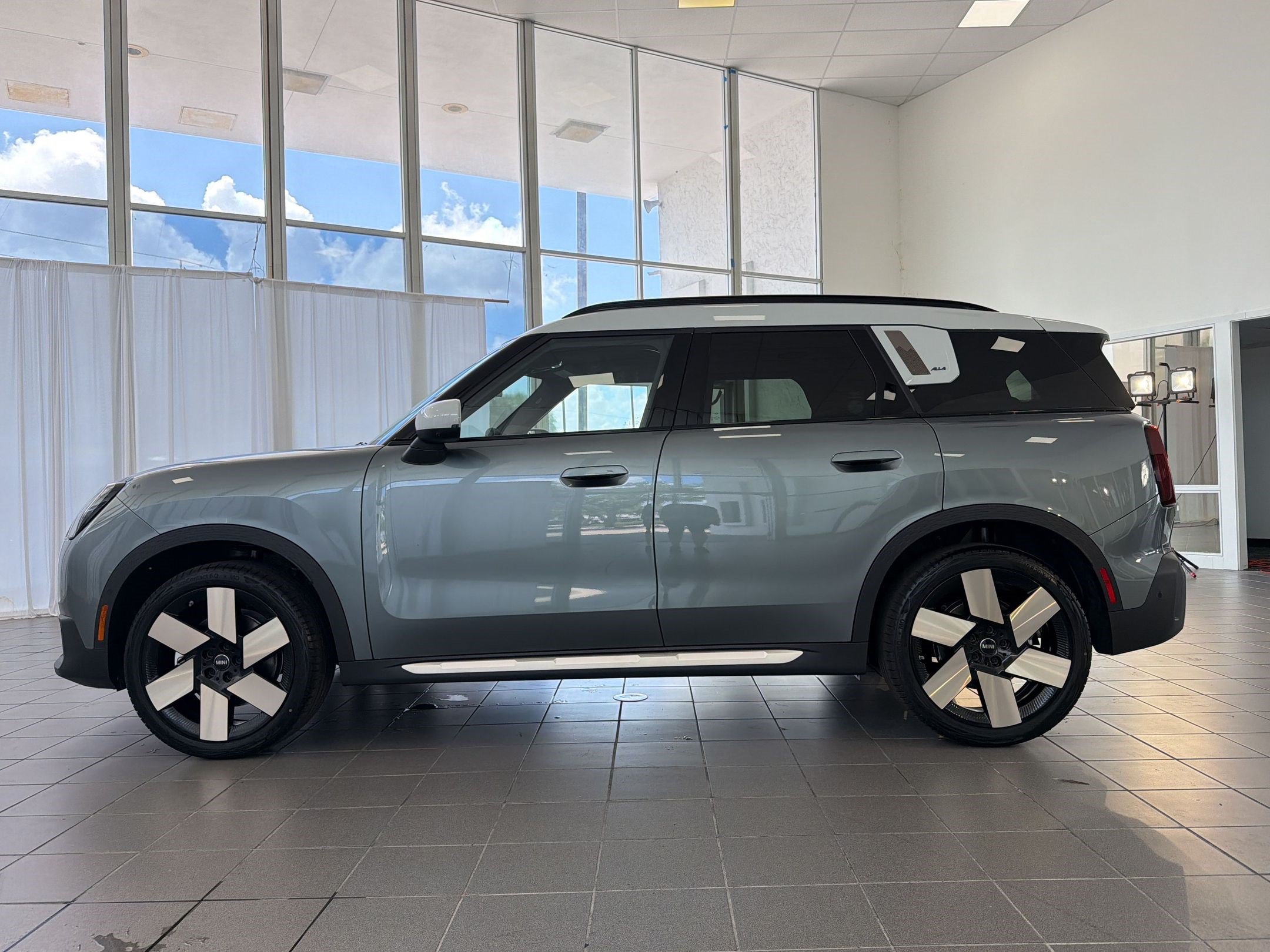 New 2027 MINI Cooper Countryman S w/ Comfort Package Max AWD/4WD image 2