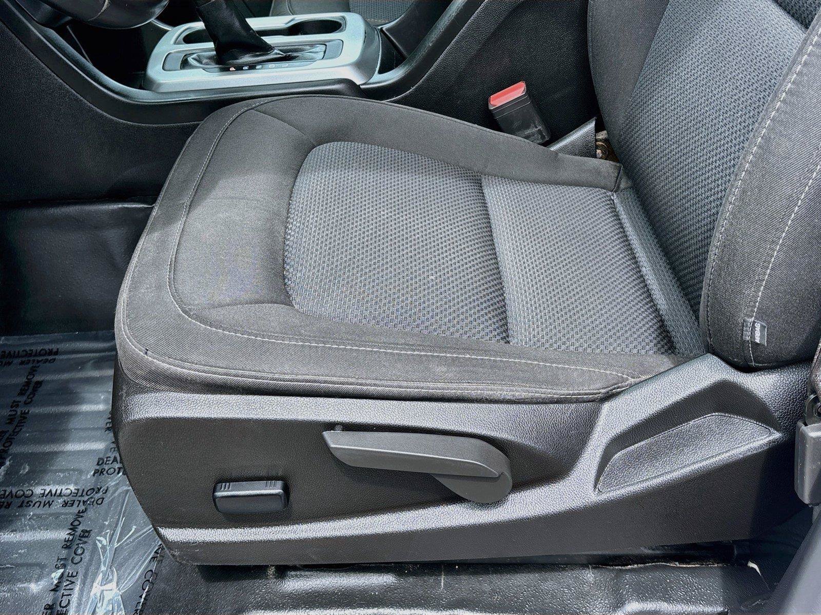 Used 2022 Chevrolet Colorado LT w/ Fleet Safety Package AWD/4WD image 18