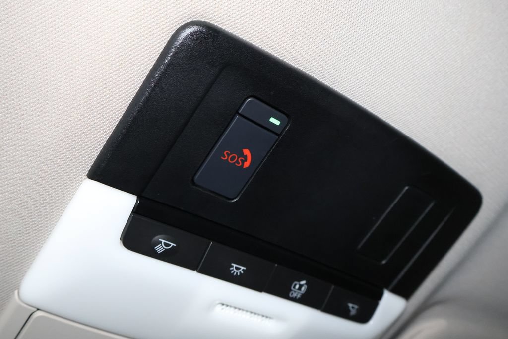 Used 2025 Nissan Altima 2.5 SV AWD/4WD image 25
