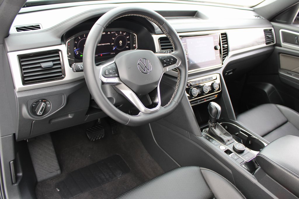 Certified 2023 Volkswagen Atlas Cross Sport SE image 8