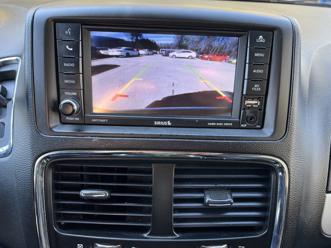 Used 2017 Dodge Grand Caravan GT image 19