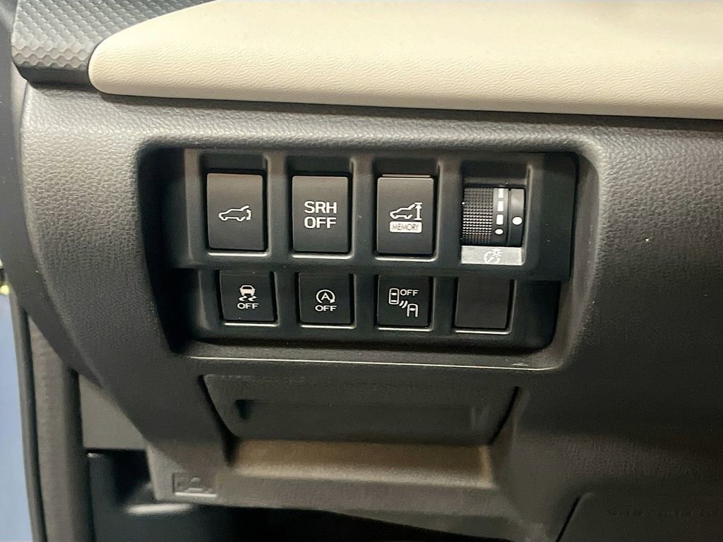 Used 2024 Subaru Forester Limited image 10