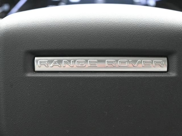 Used 2023 Land Rover Range Rover Evoque R-Dynamic SE image 23