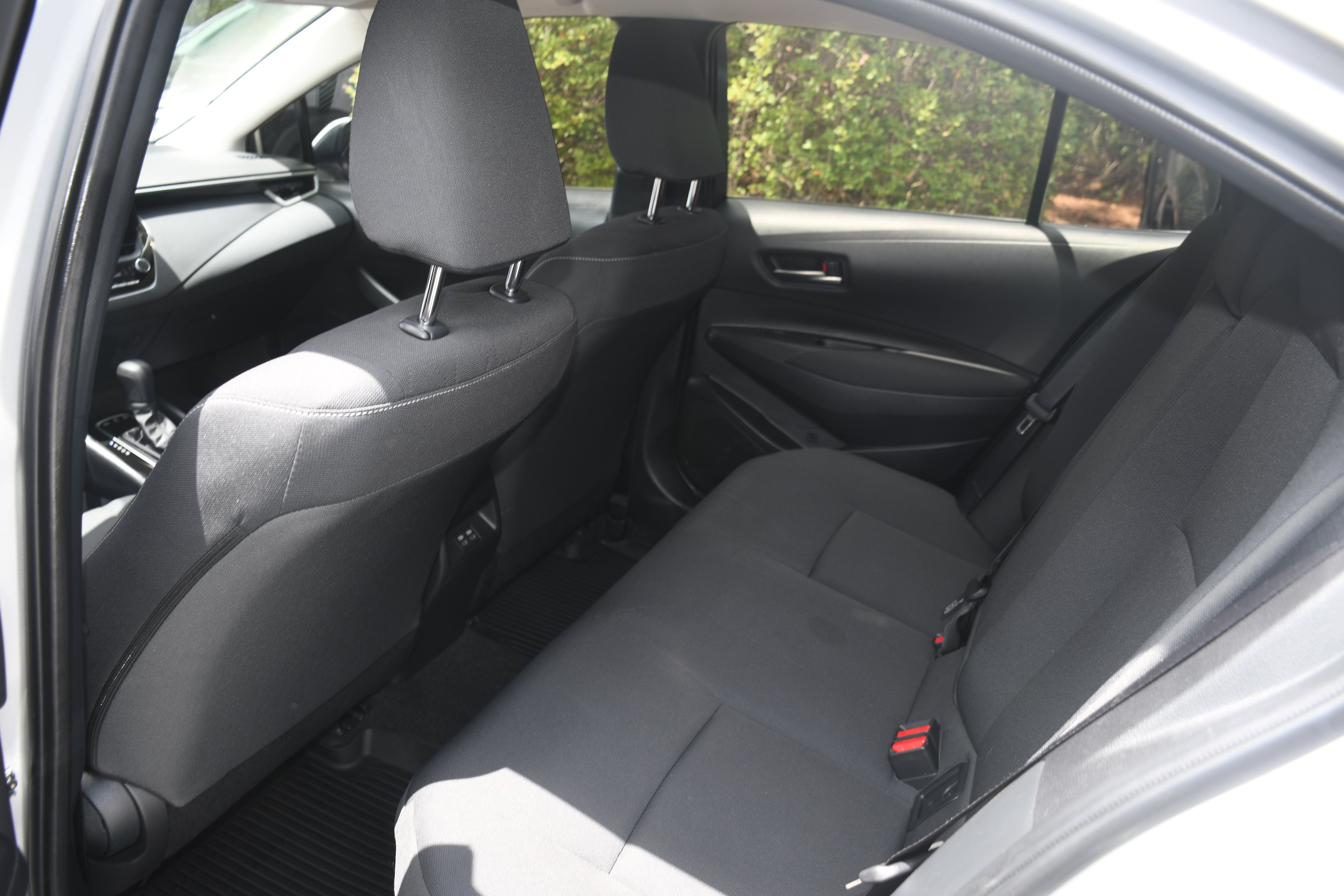 Certified 2025 Toyota Corolla LE FWD image 14