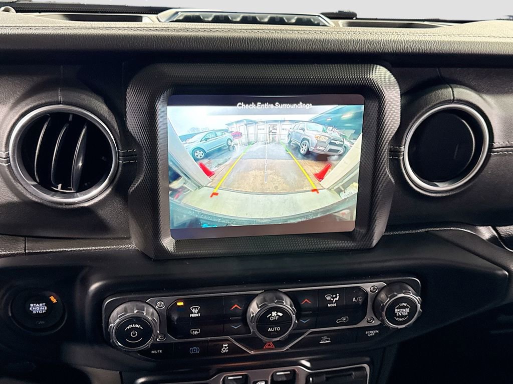 Used 2022 Jeep Wrangler Unlimited Sahara image 24