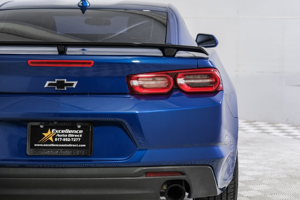 Used 2020 Chevrolet Camaro LT RWD image 44